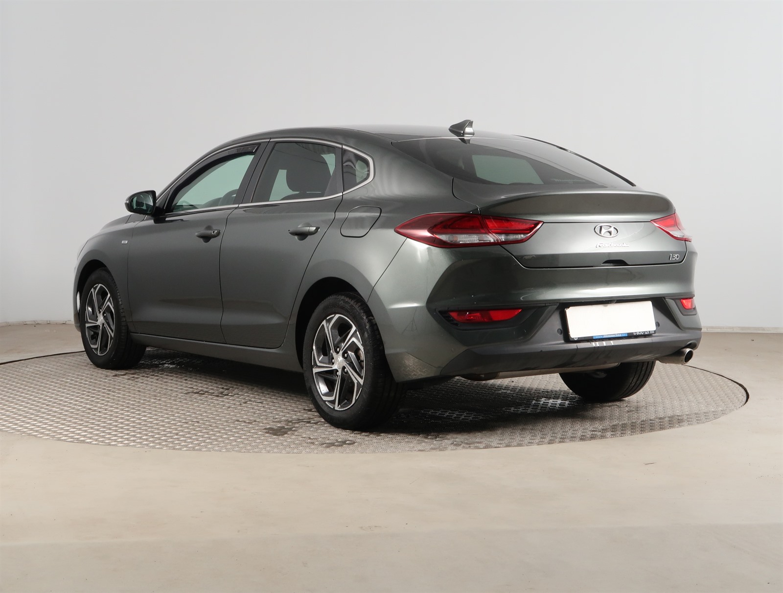 Hyundai i30 Fastback, 2022 - pohled č. 5