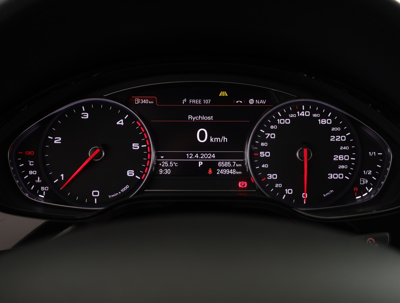 Audi A8, 2016 - pohled č. 15