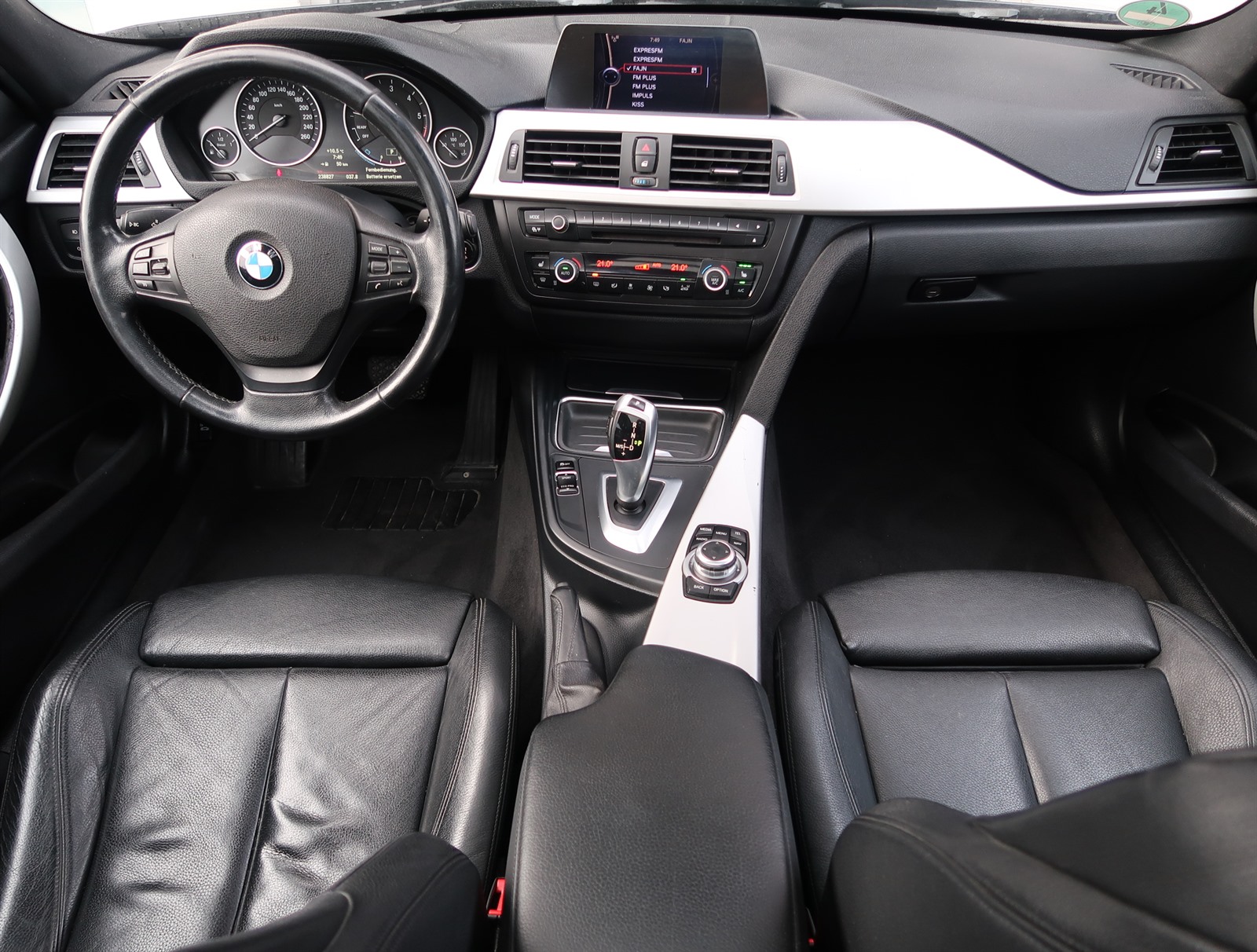 BMW Řada 3, 2012 - pohled č. 10