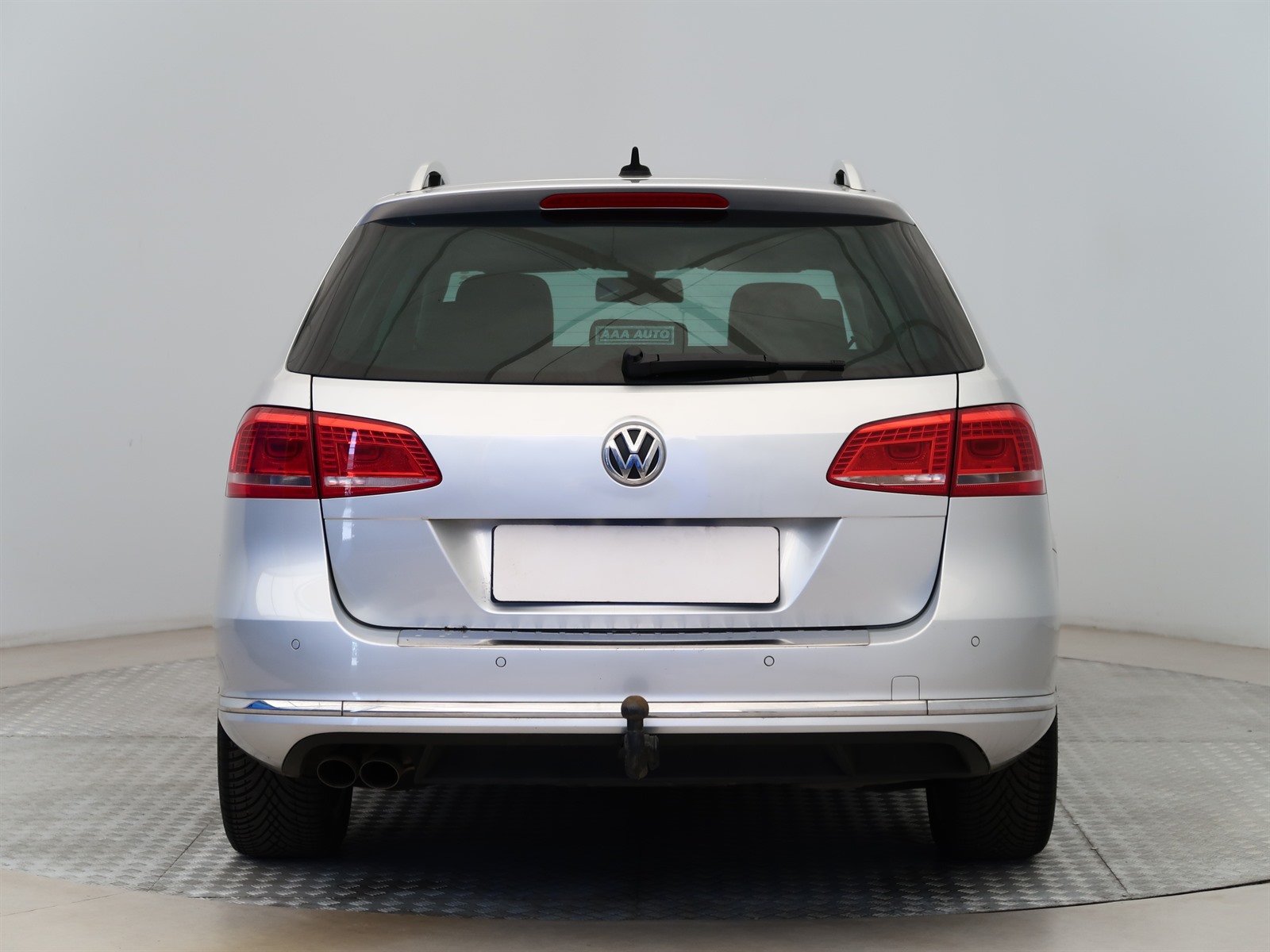 Volkswagen Passat, 2011 - pohled č. 6