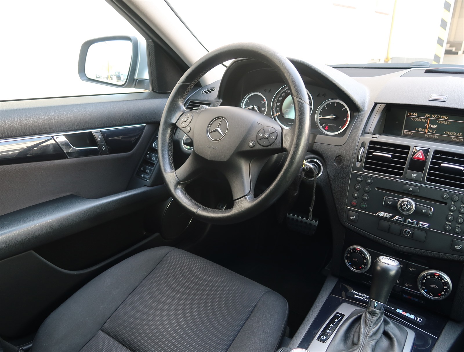 Mercedes-Benz C, 2009 - pohled č. 9