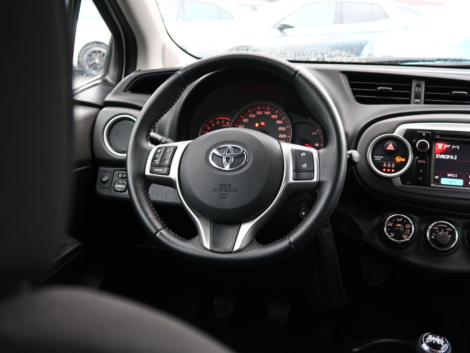Toyota Yaris, 2013 - pohled č. 21