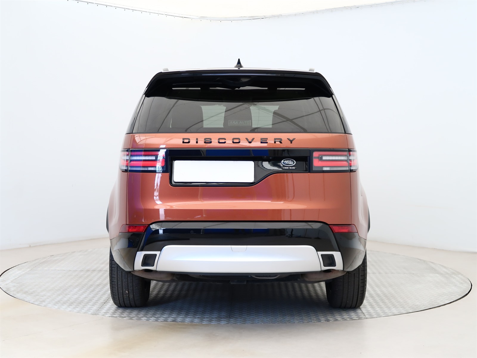 Land Rover Discovery, 2019 - pohled č. 6