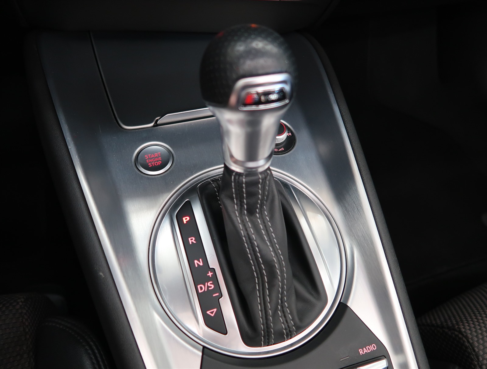 Audi TT, 2015 - pohled č. 16
