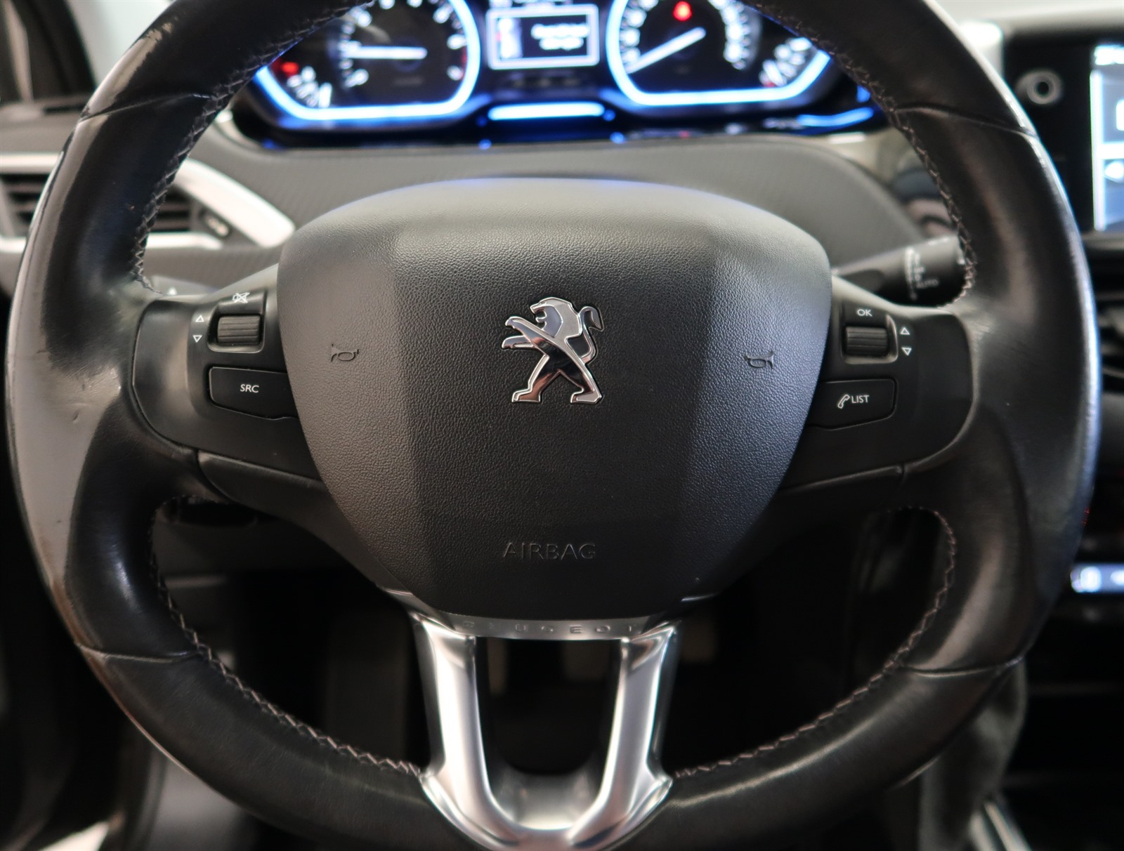 Peugeot 2008, 2013 - pohled č. 22