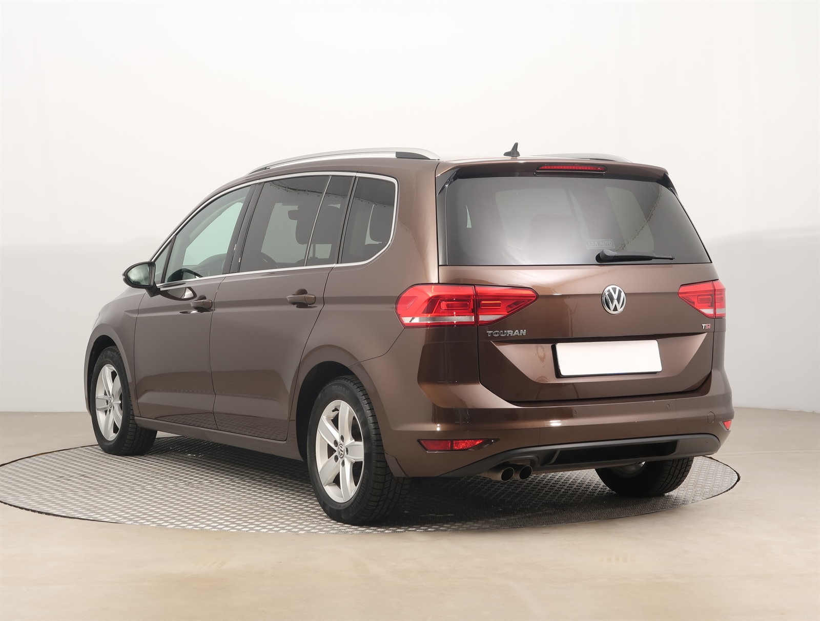 Volkswagen Touran, 2018 - pohled č. 5