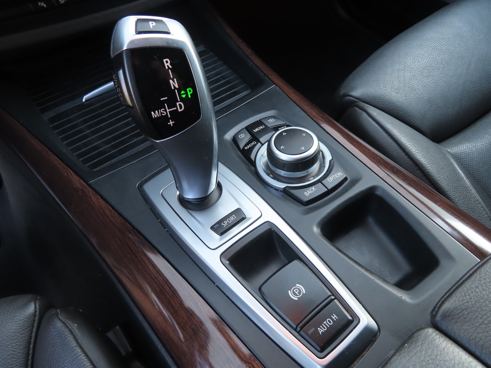 BMW X5, 2012 - pohled č. 19