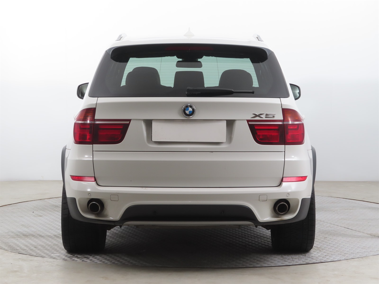 BMW X5, 2012 - pohled č. 6