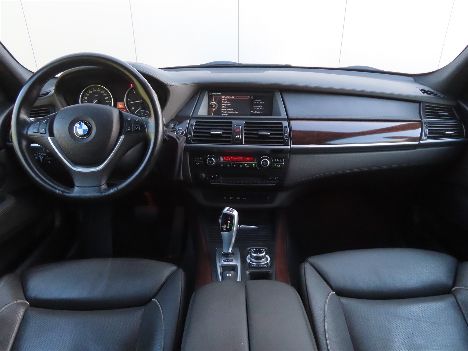 BMW X5, 2012 - pohled č. 10