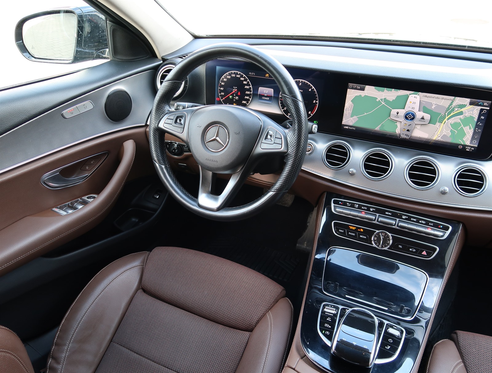 Mercedes-Benz E, 2017 - pohled č. 9