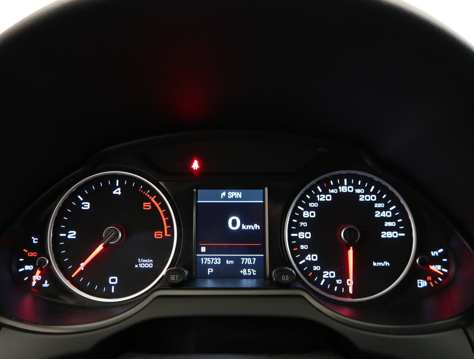 Audi Q5, 2015 - pohled č. 17