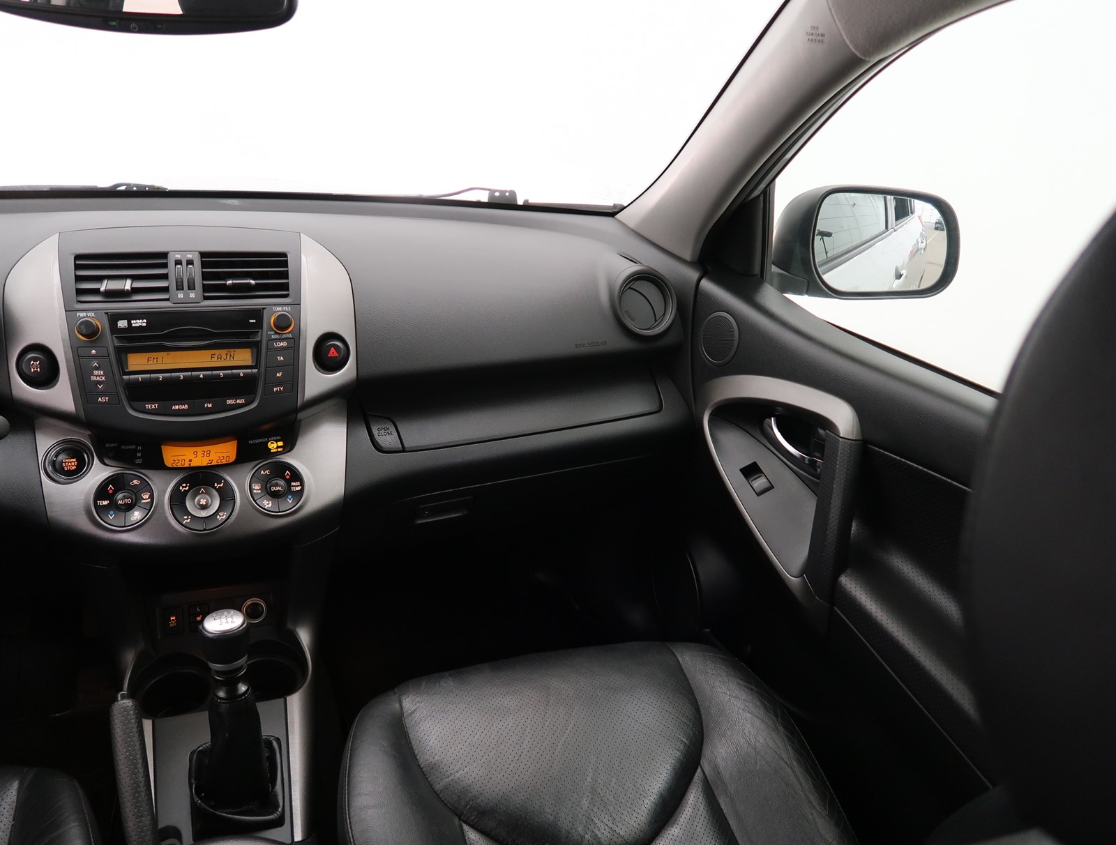 Toyota RAV 4, 2010 - pohled č. 11