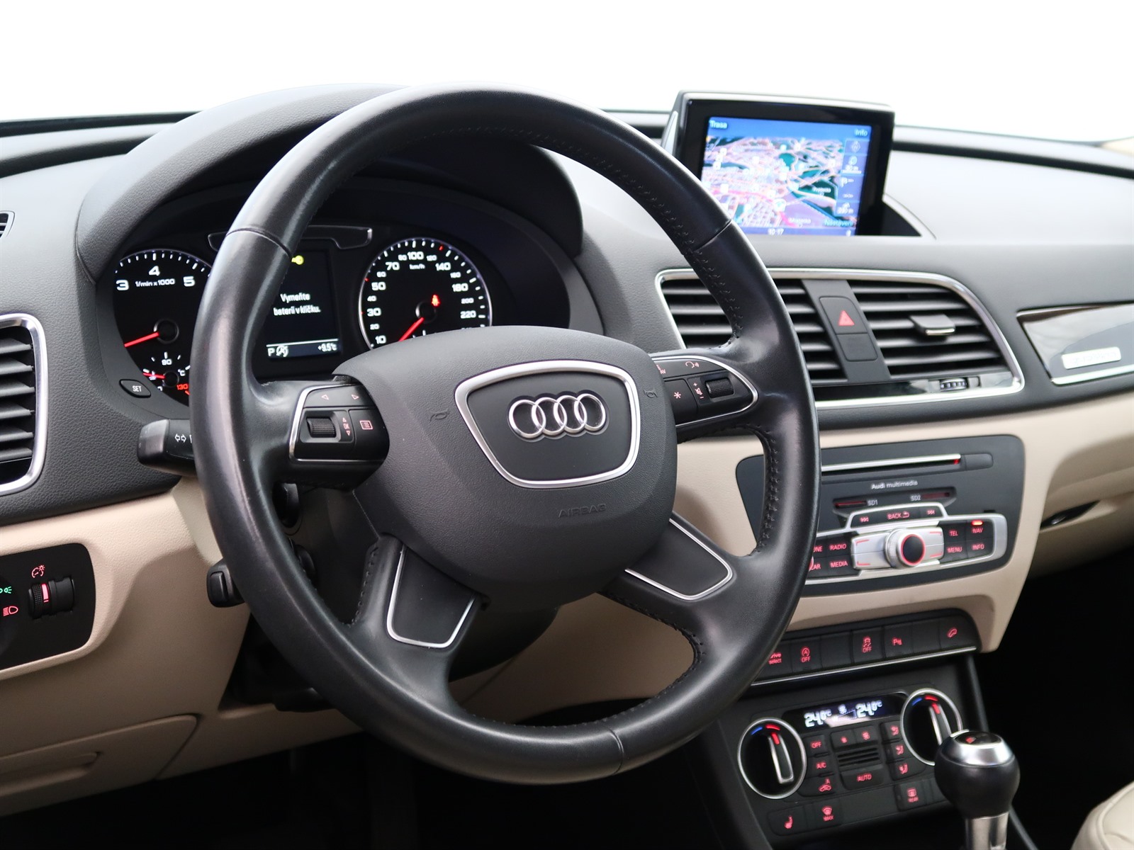 Audi Q3, 2015 - pohled č. 24