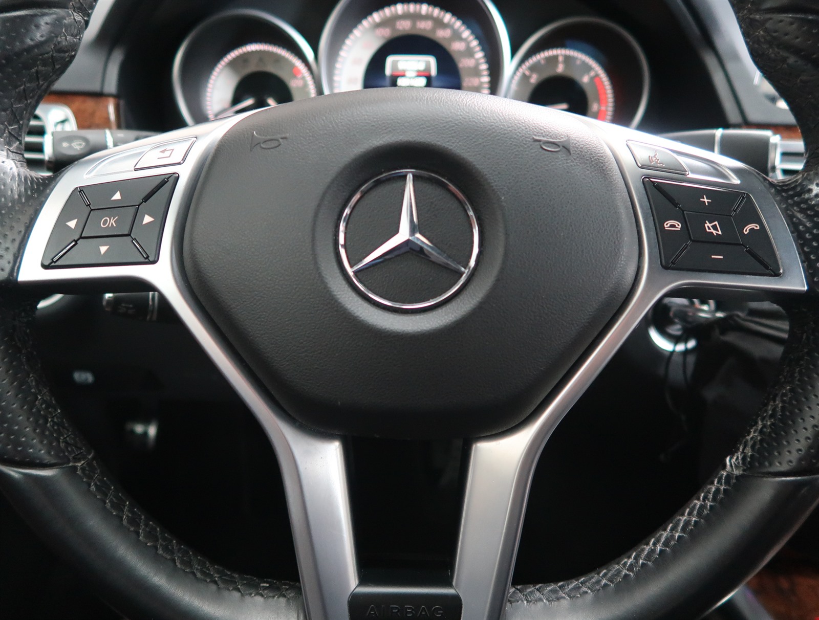 Mercedes-Benz E, 2013 - pohled č. 28