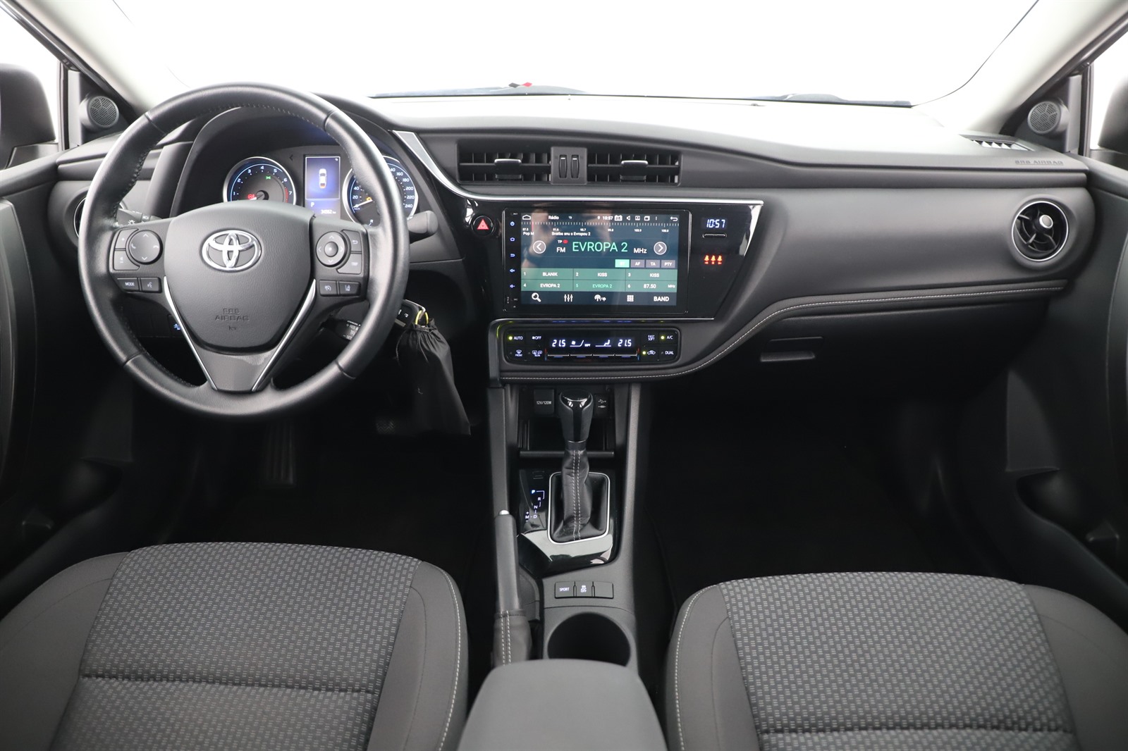 Toyota Corolla, 2018 - pohled č. 9