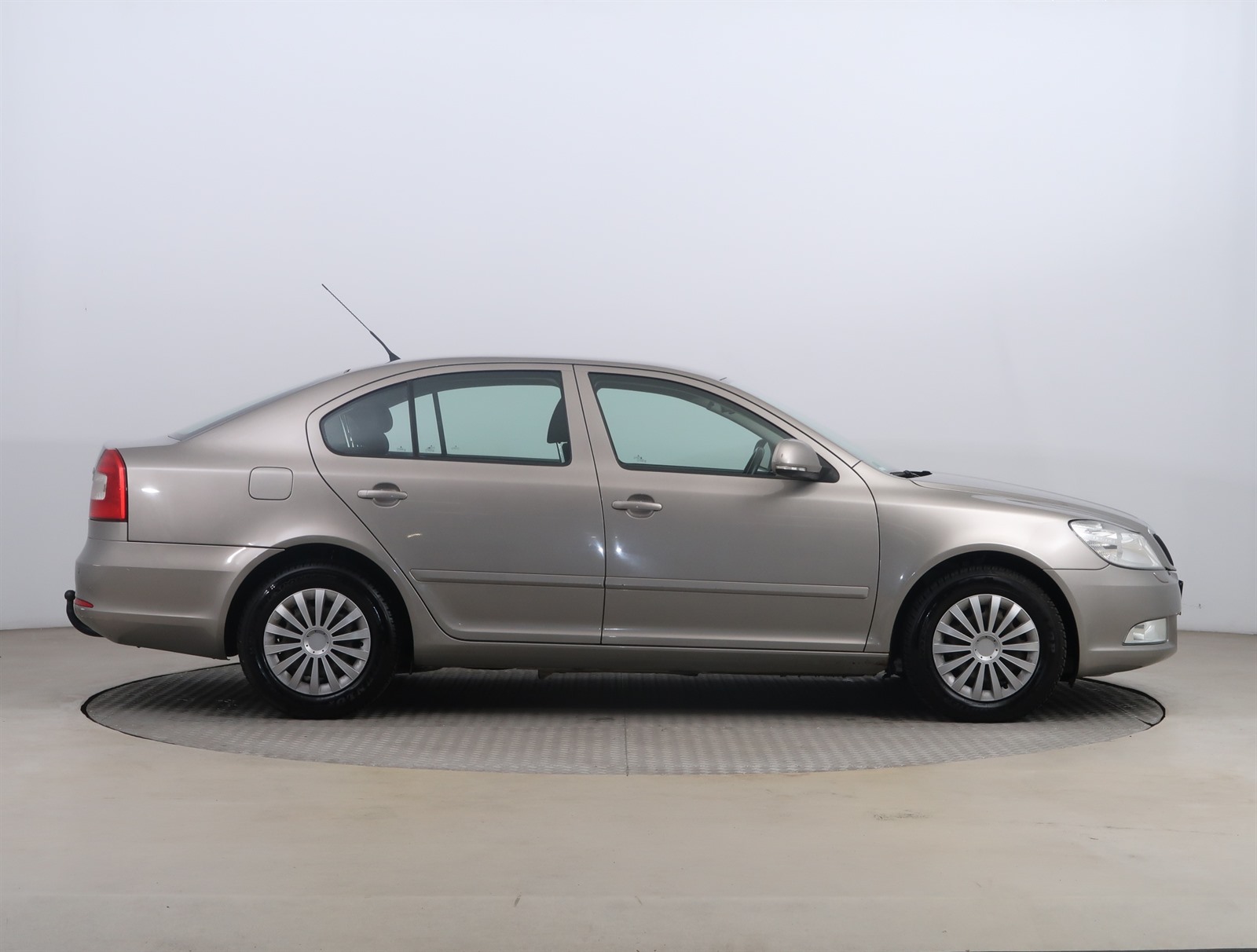 Škoda Octavia, 2010 - pohled č. 8