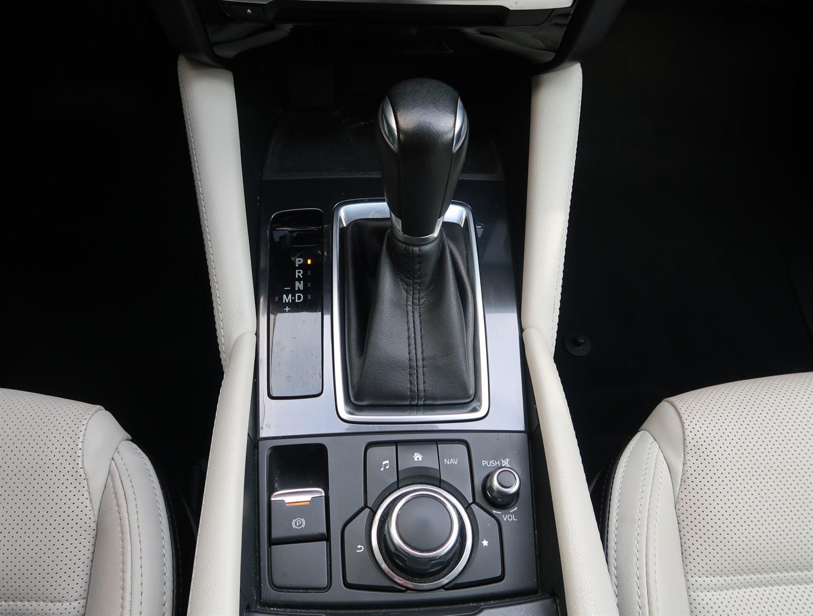 Mazda 6, 2015 - pohled č. 19