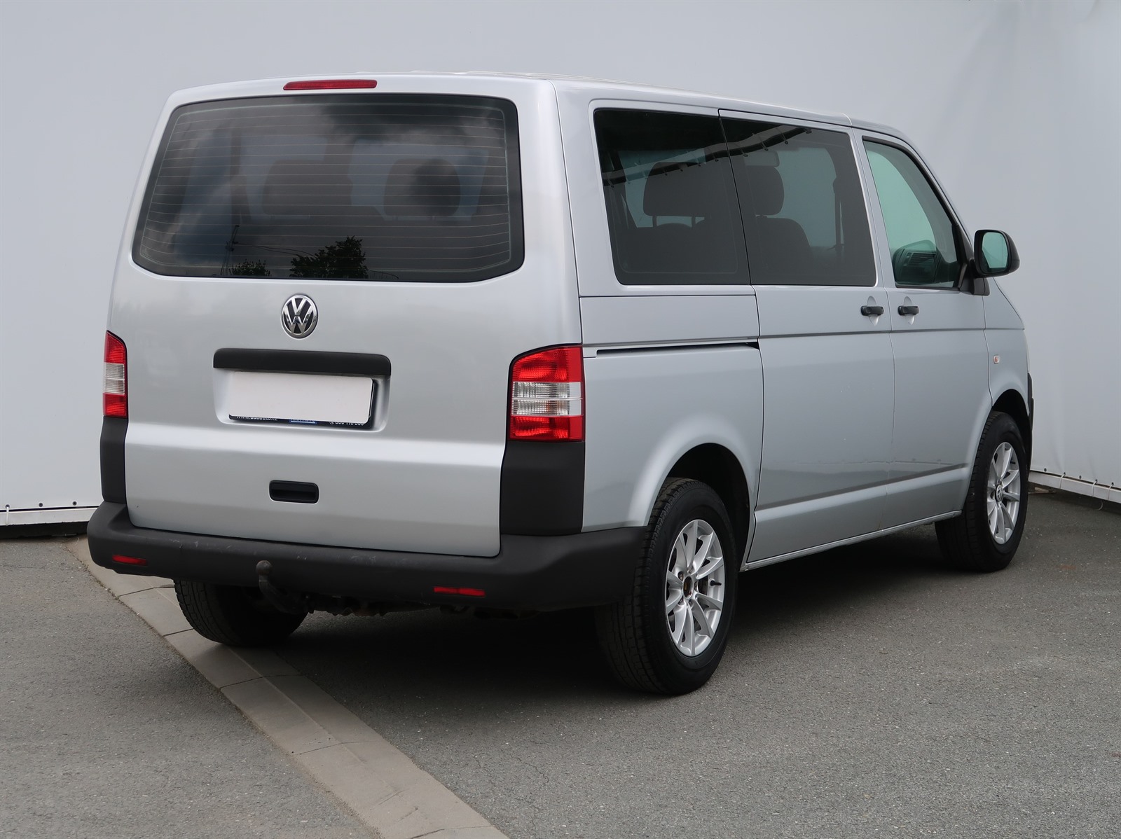 Volkswagen Transporter, 2010 - pohled č. 7