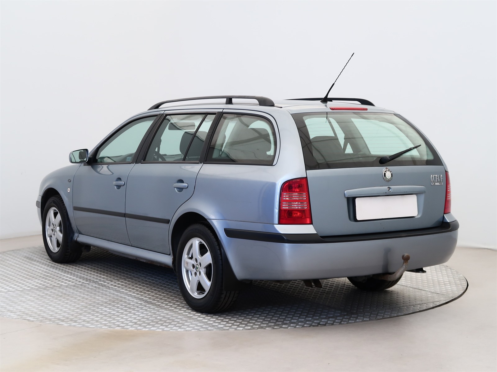 Škoda Octavia, 2001 - pohled č. 5