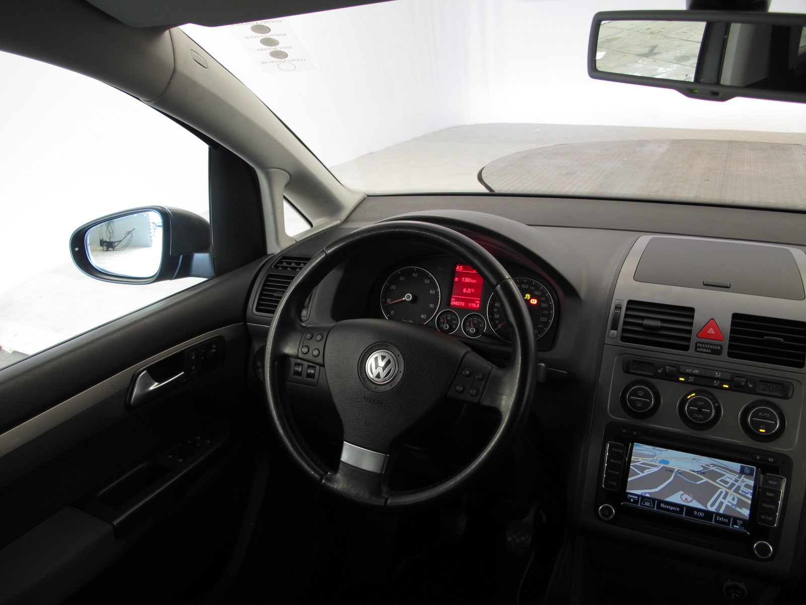 Volkswagen Touran, 2009 - pohled č. 9