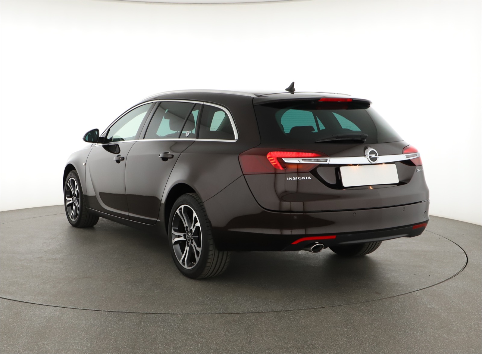 Opel Insignia, 2016 - pohled č. 5