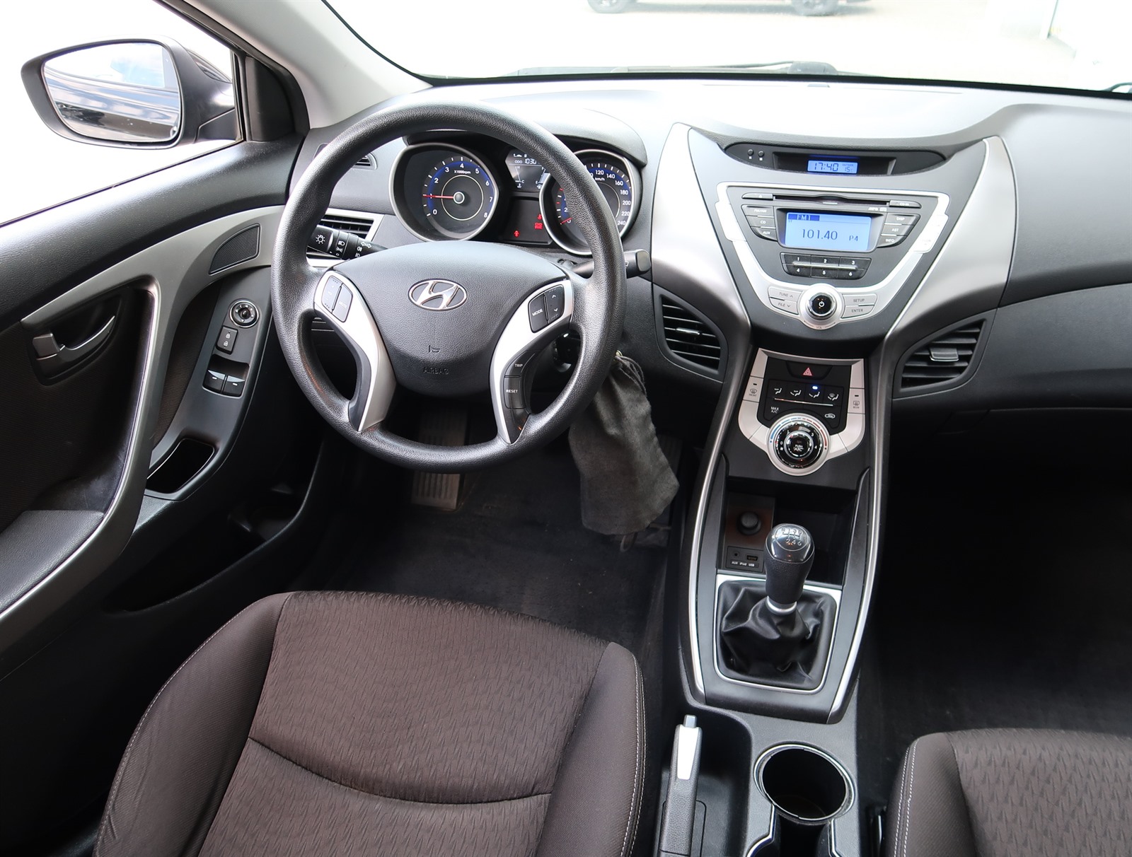 Hyundai Elantra, 2012 - pohled č. 9