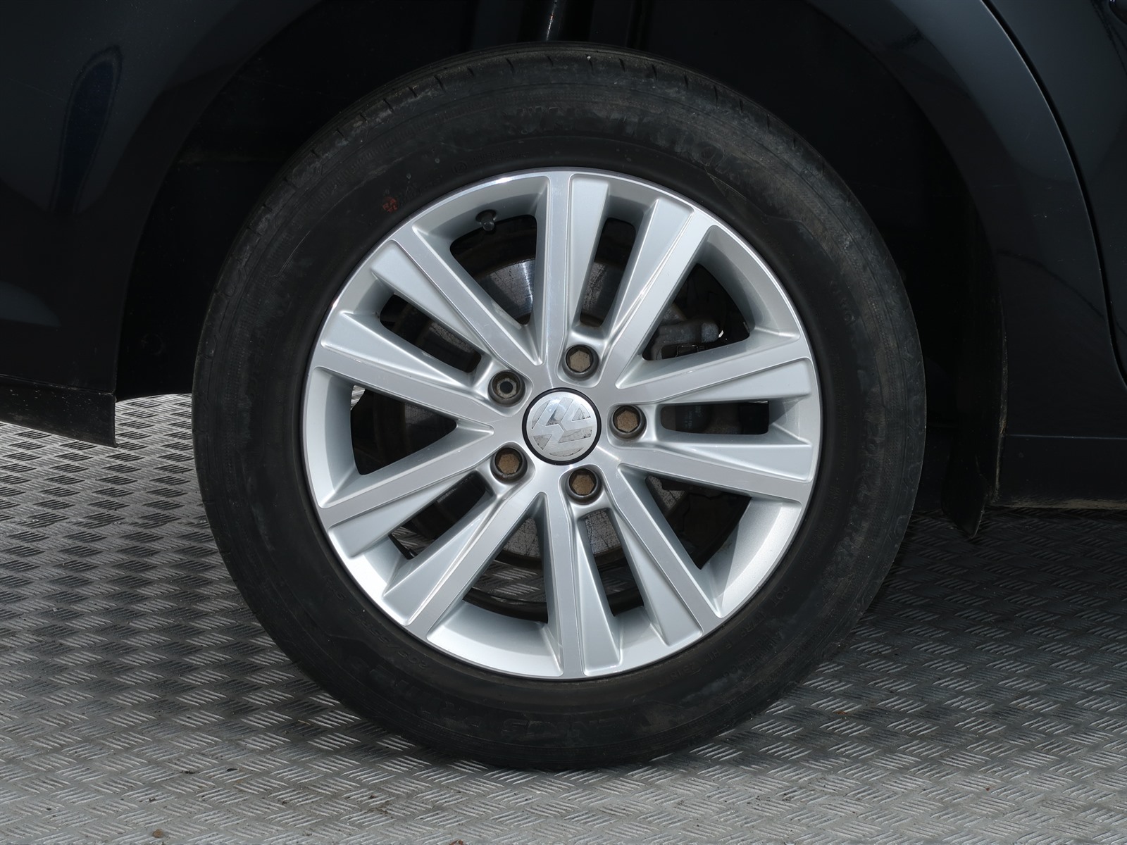 Volkswagen Touran, 2013 - pohled č. 20