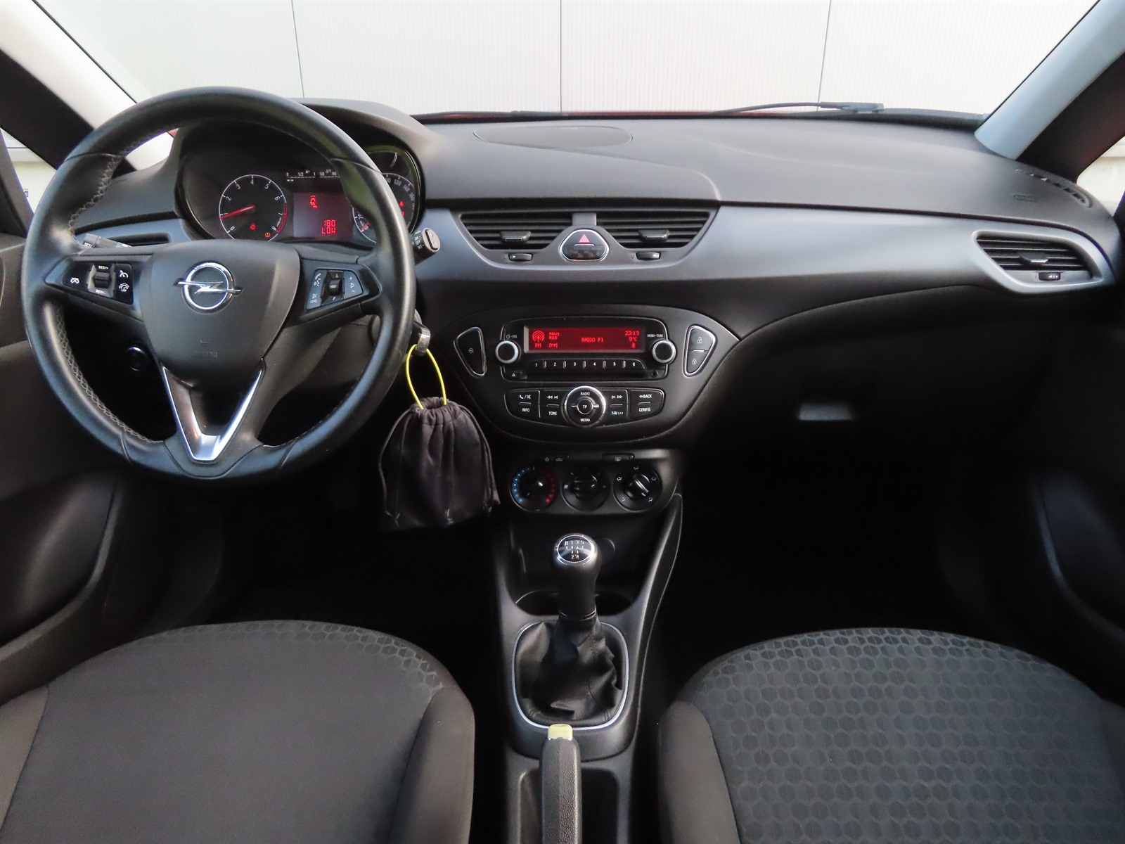 Opel Corsa, 2015 - pohled č. 10