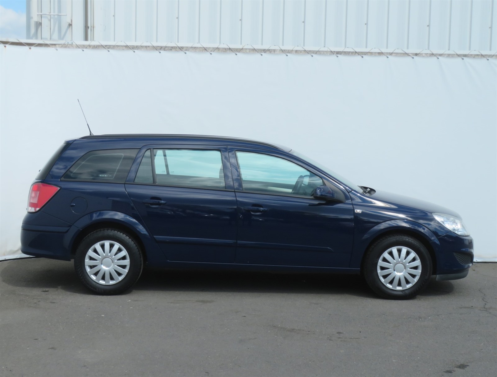 Opel Astra, 2008 - pohled č. 8