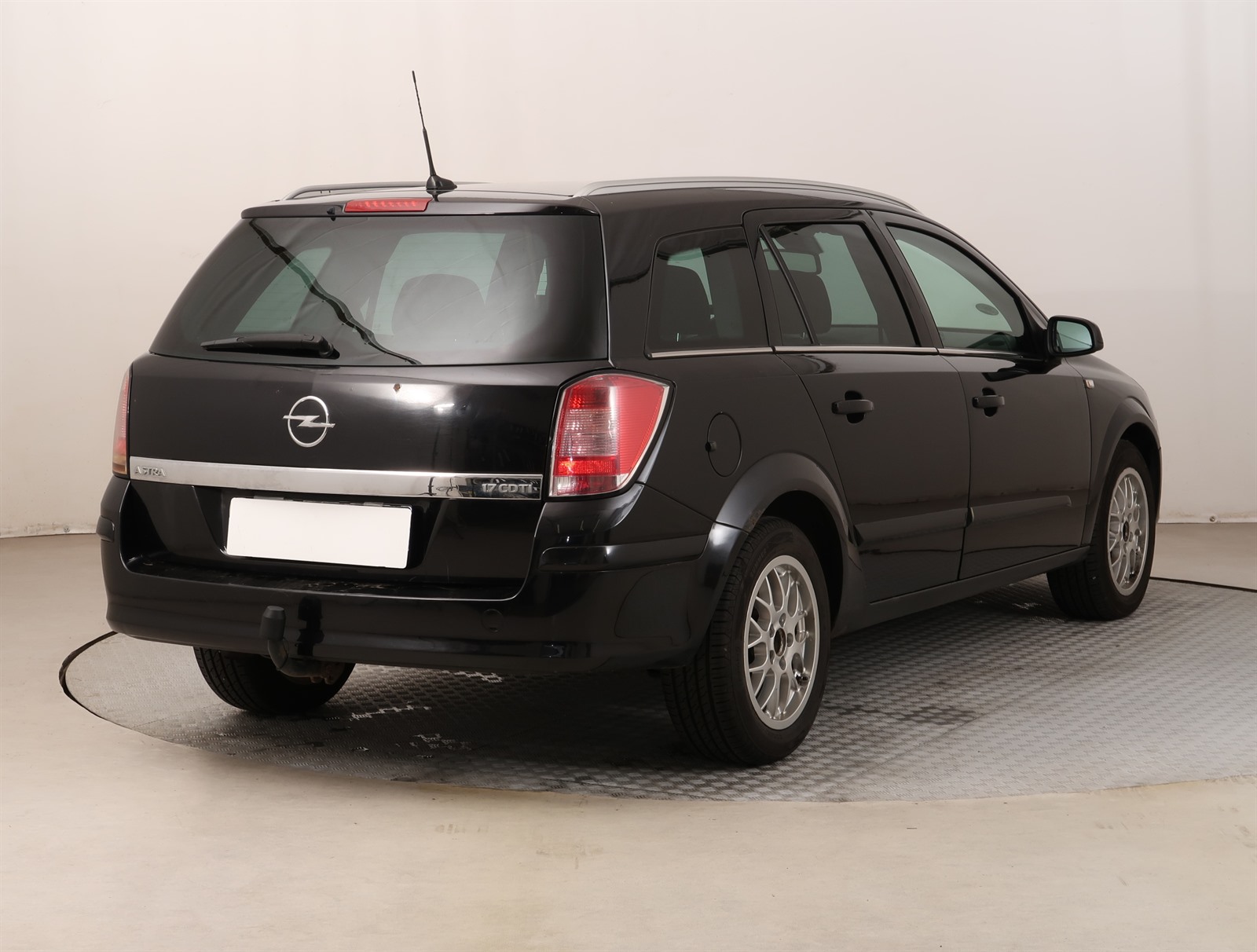 Opel Astra, 2008 - pohled č. 7
