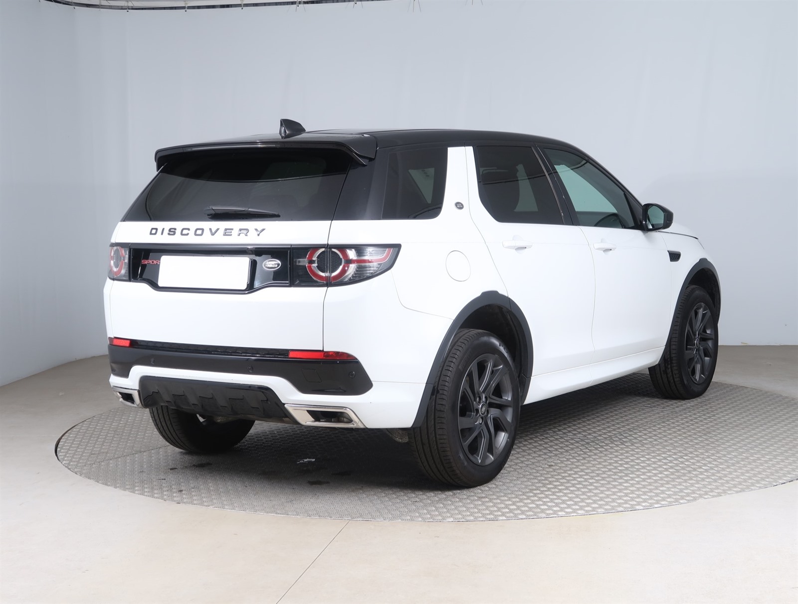 Land Rover Discovery Sport, 2017 - pohled č. 7