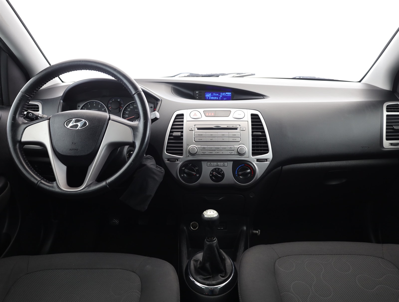 Hyundai i20, 2011 - pohled č. 9