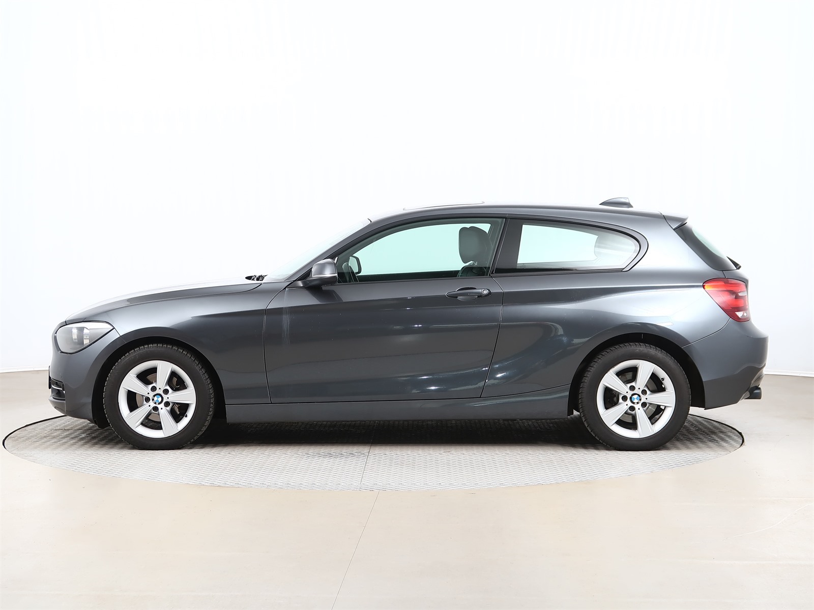 BMW 1, 2013 - pohled č. 4