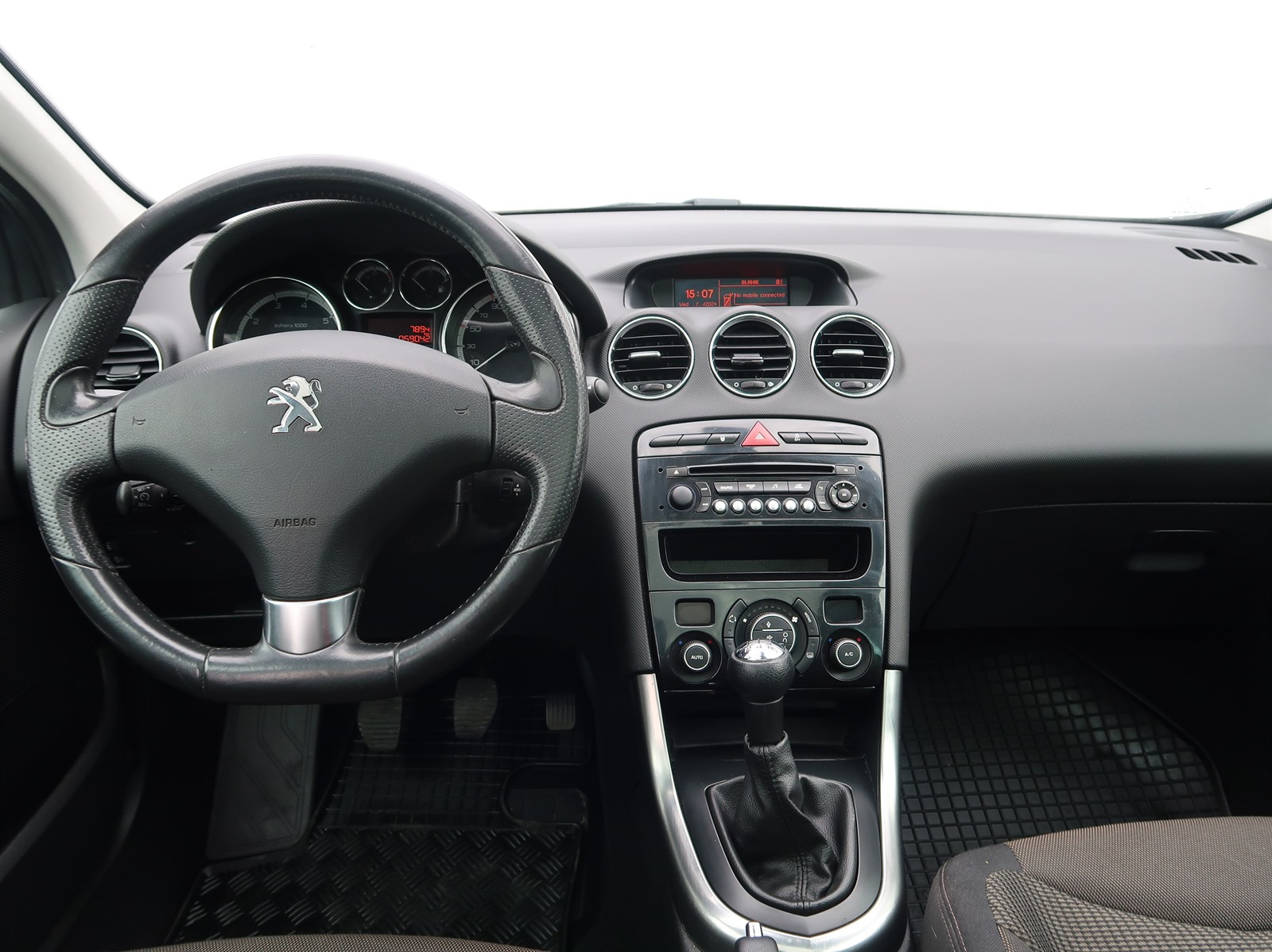 Peugeot 308, 2014 - pohled č. 10