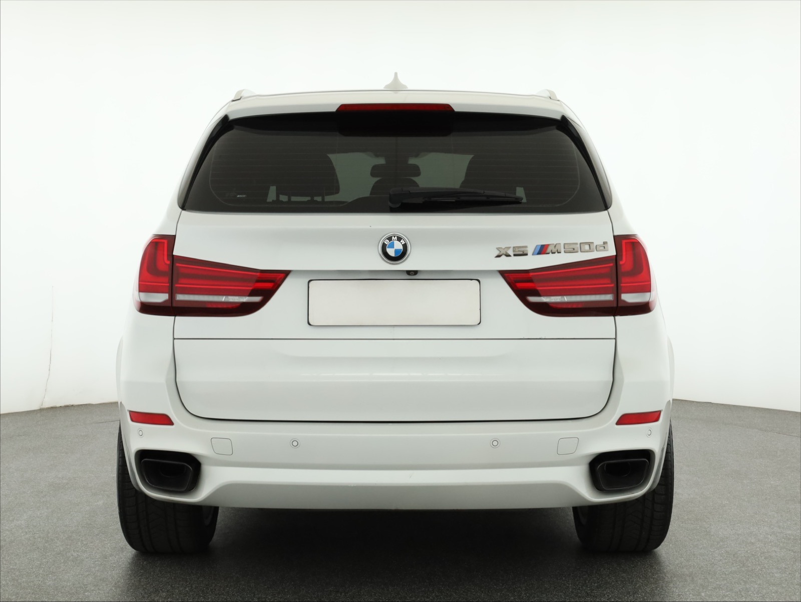 BMW X5, 2017 - pohled č. 6