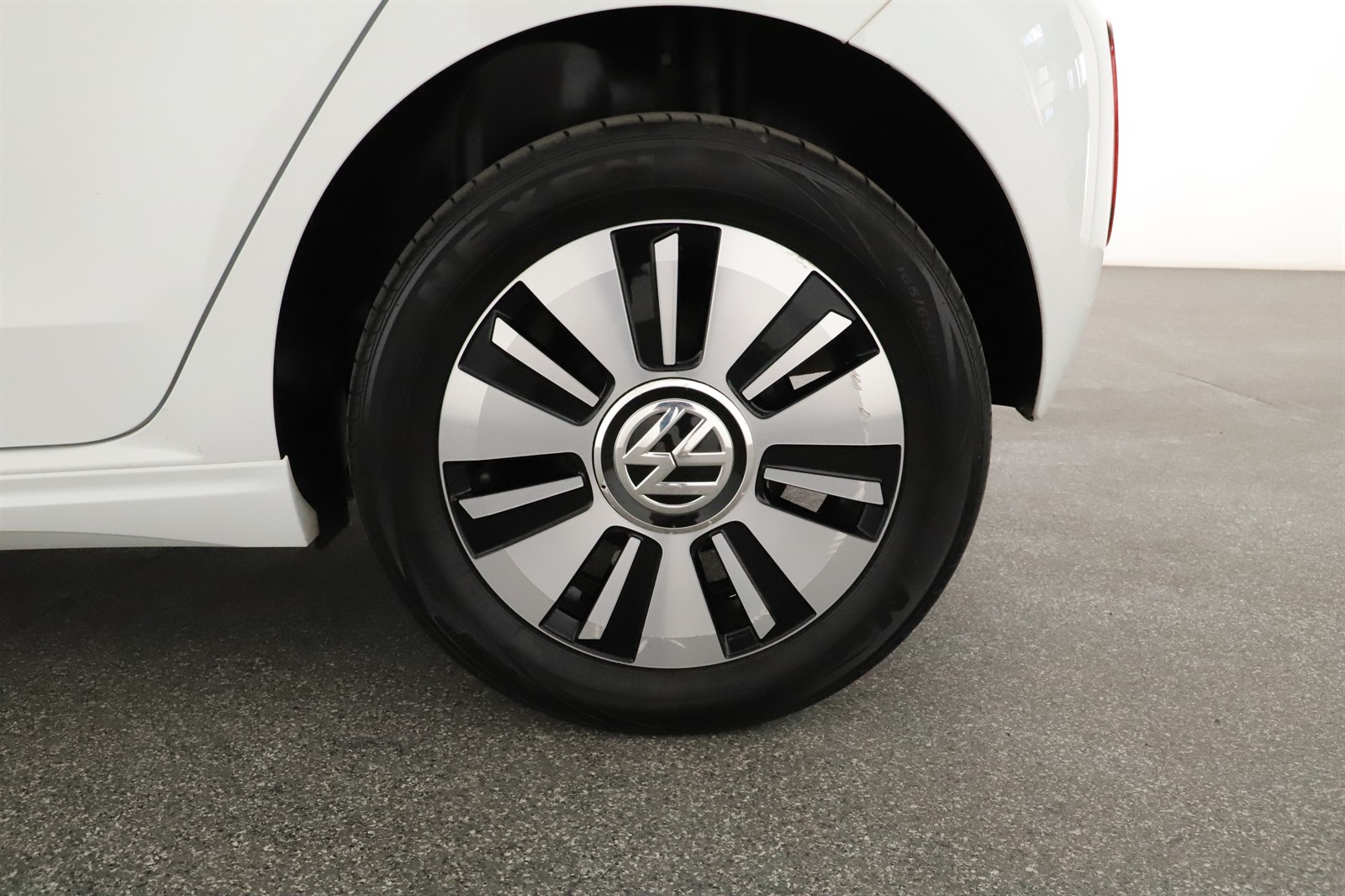 Volkswagen e-Up, 2014 - pohled č. 17