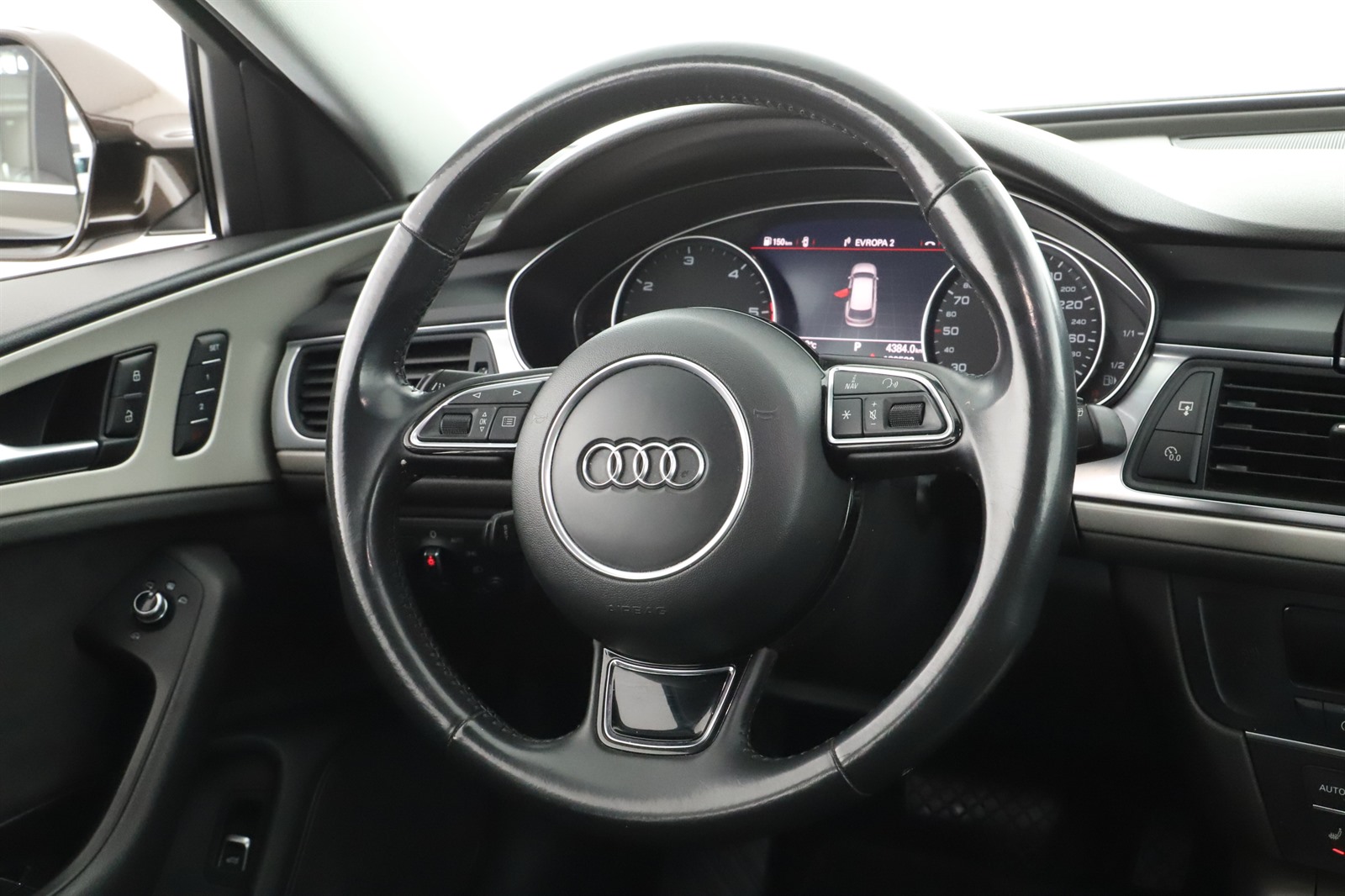 Audi A6 Allroad, 2016 - pohled č. 14