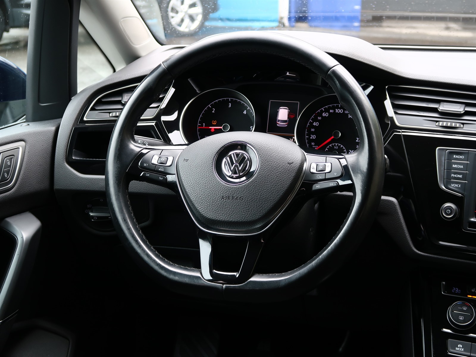 Volkswagen Touran, 2016 - pohled č. 23