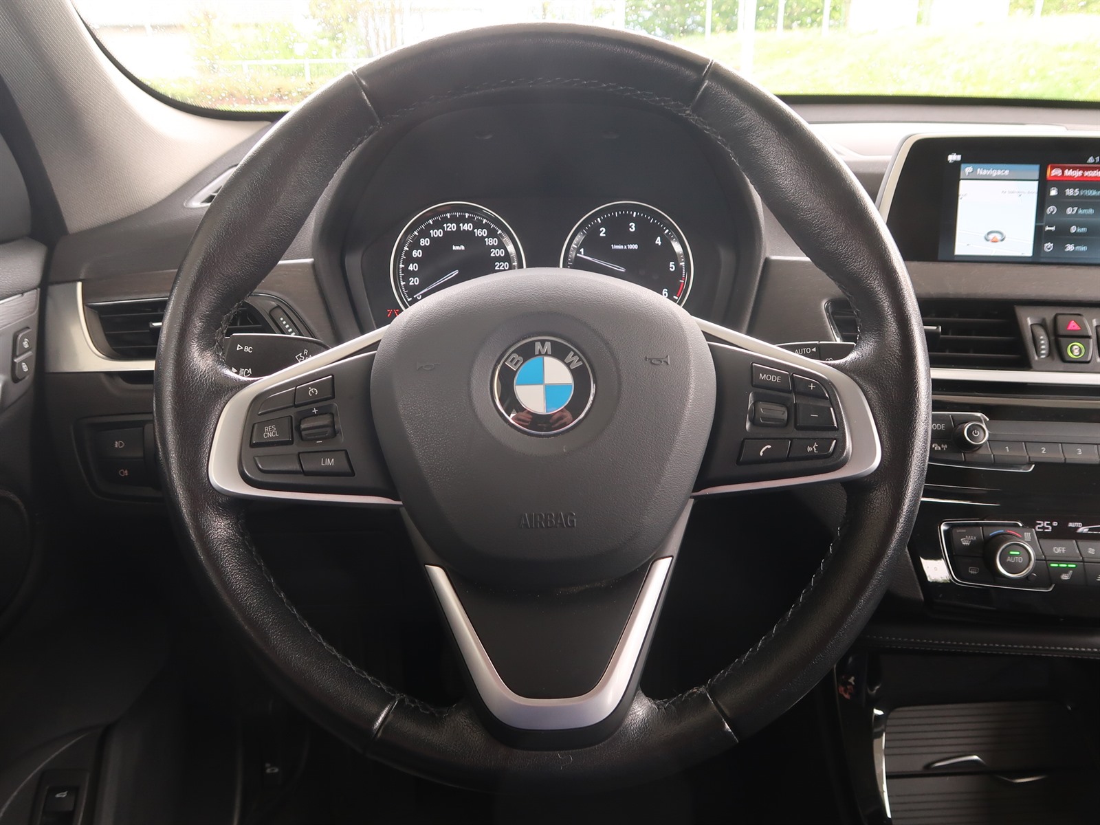 BMW X1, 2020 - pohled č. 24