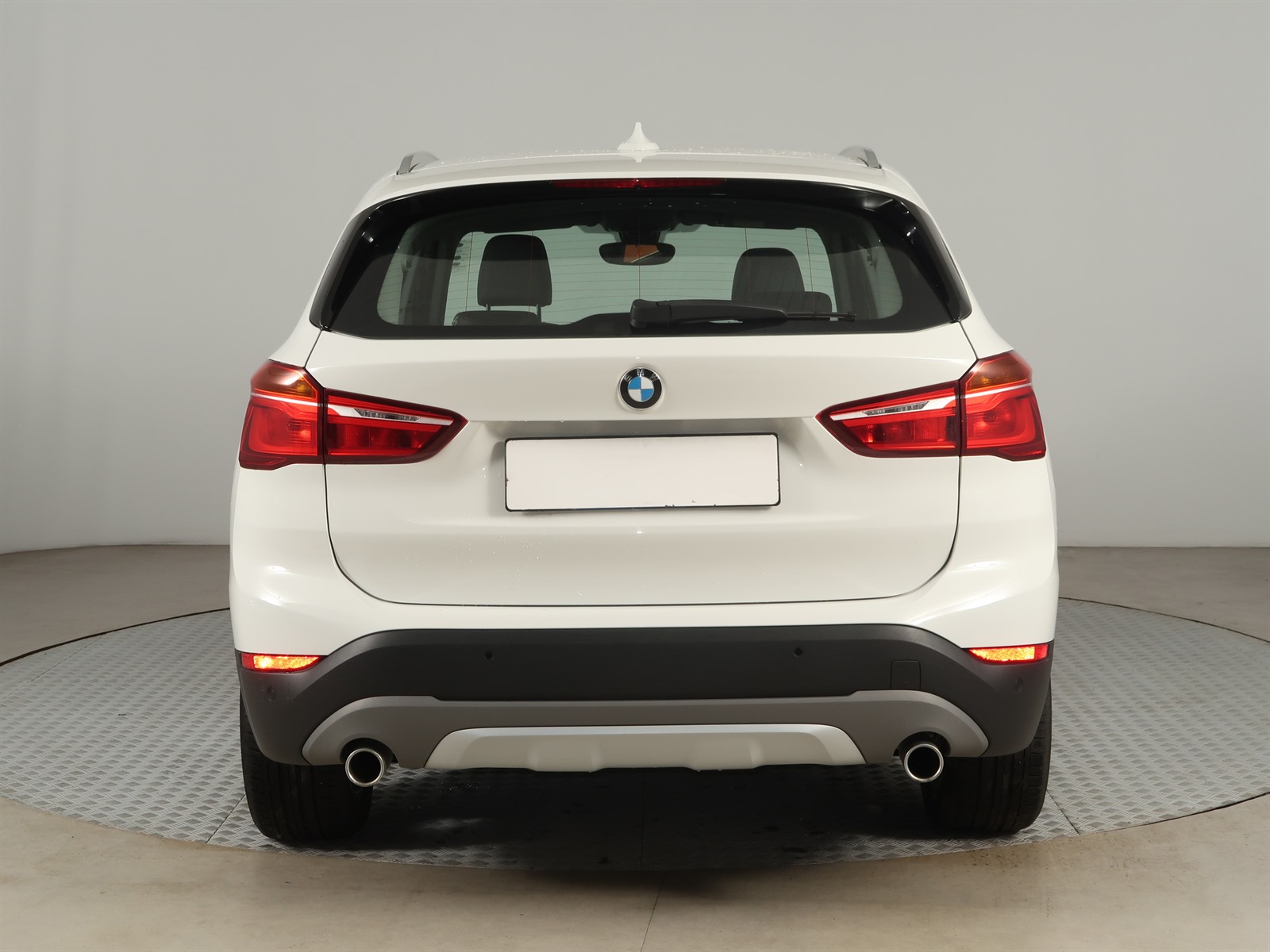 BMW X1, 2020 - pohled č. 6