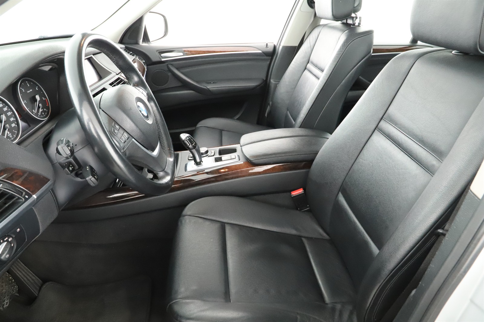 BMW X5, 2011 - pohled č. 13