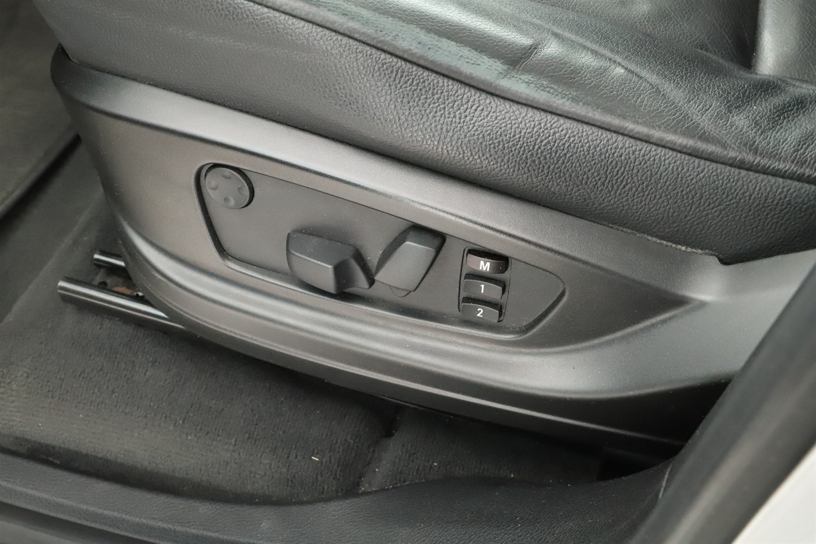 BMW X5, 2011 - pohled č. 19