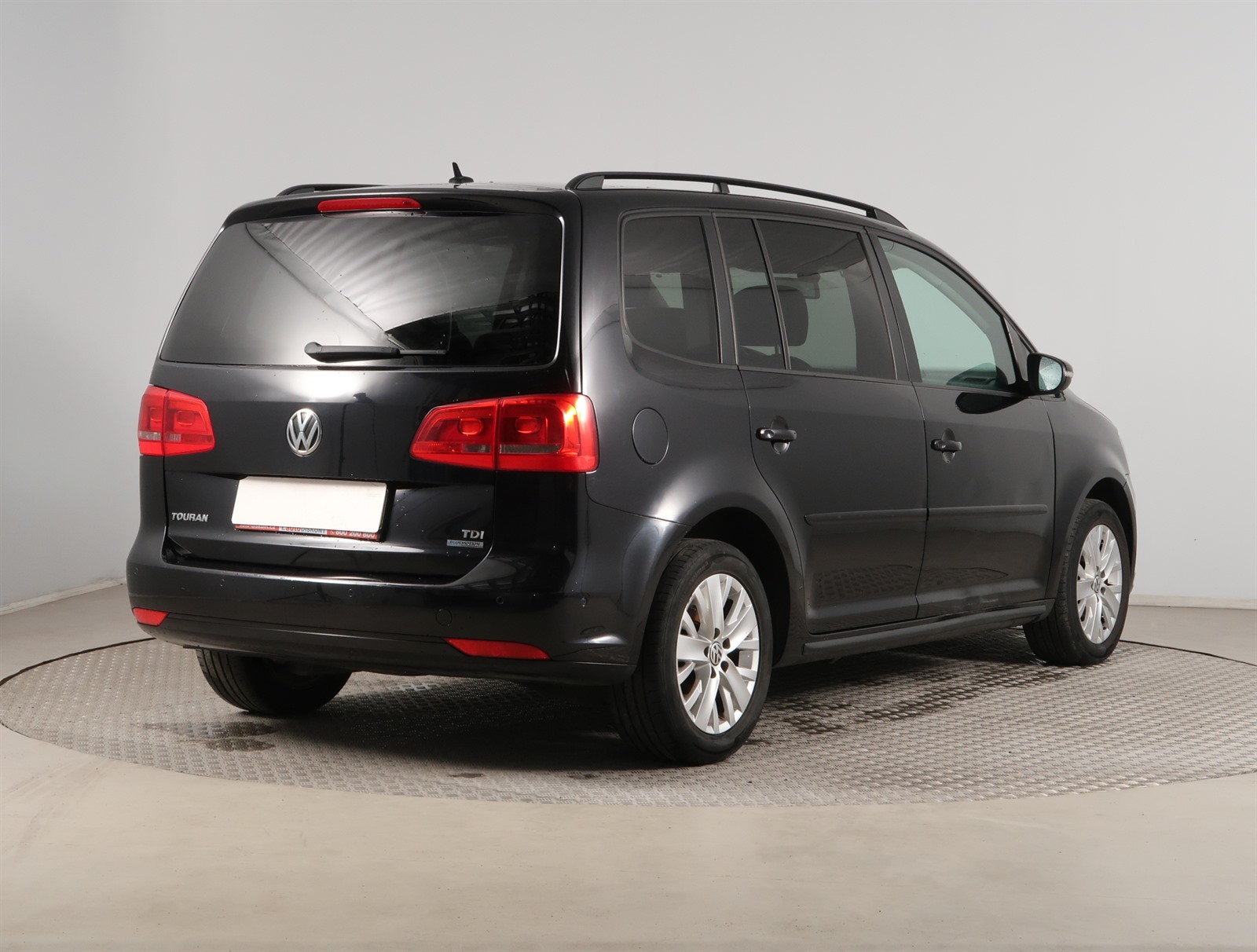 Volkswagen Touran, 2013 - pohled č. 7