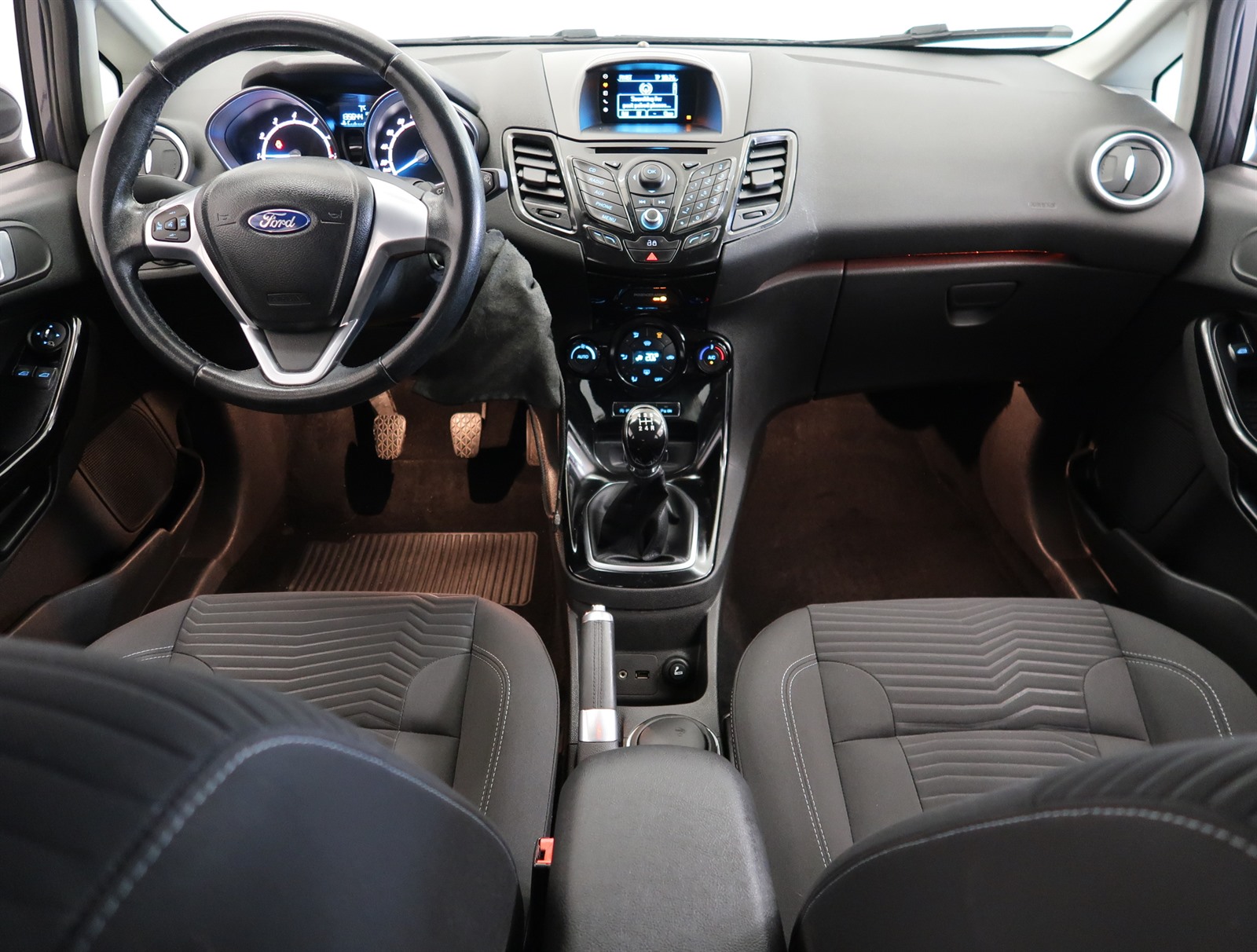 Ford Fiesta, 2013 - pohled č. 10