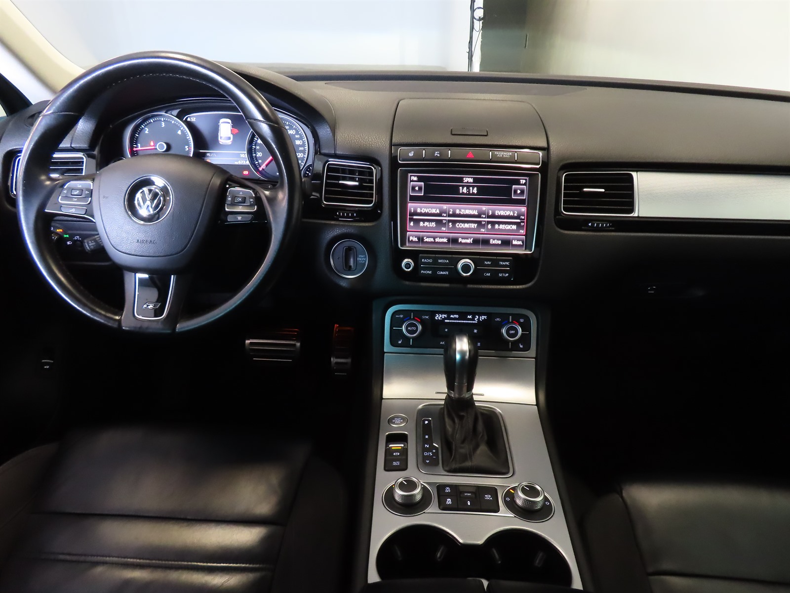 Volkswagen Touareg, 2015 - pohled č. 10