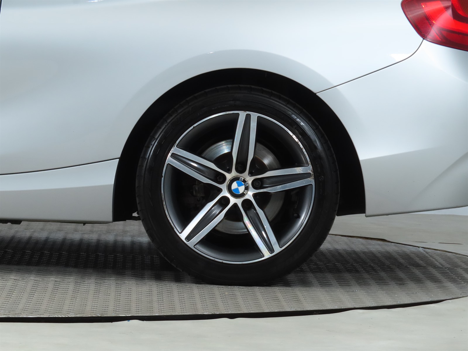 BMW Řada 2, 2015 - pohled č. 20