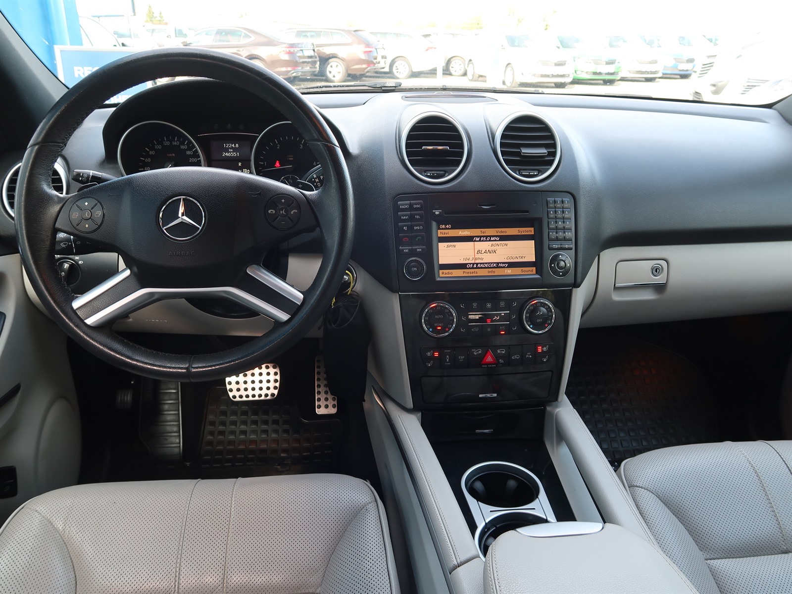 Mercedes-Benz ML, 2008 - pohled č. 10