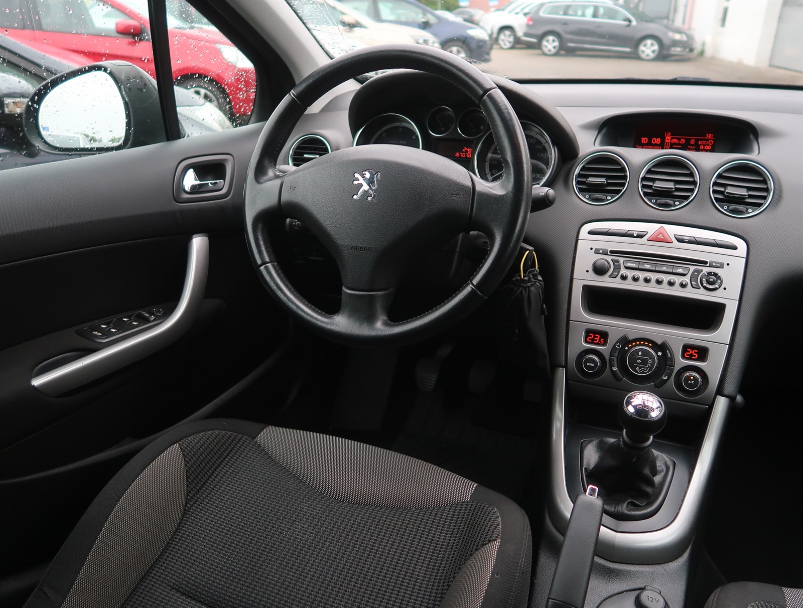 Peugeot 308, 2012 - pohled č. 9