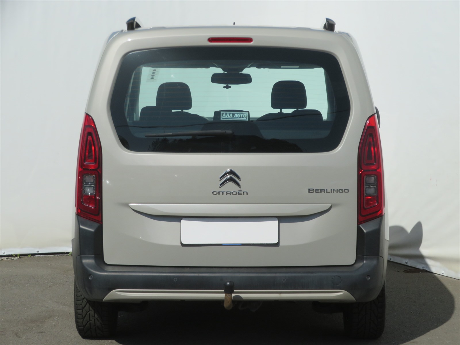 Citroën Berlingo, 2018 - pohled č. 6