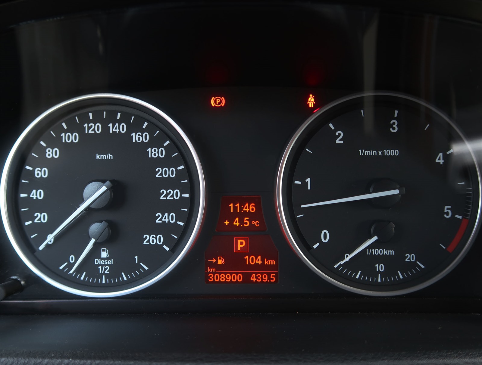 BMW X5, 2011 - pohled č. 17